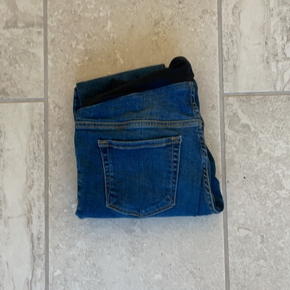 Isabel Maternity Distressed Skinny Jeans - Picture 8 of 8